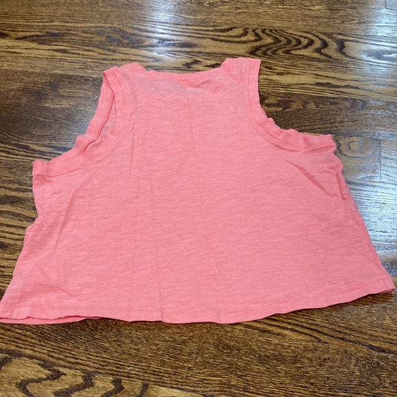 Tank - Picture 2 of 4